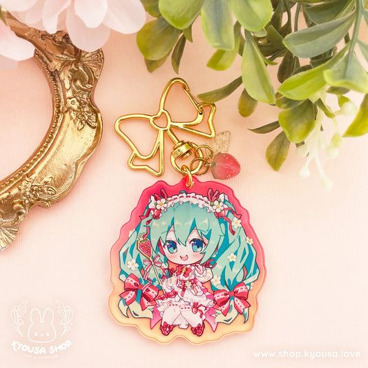 Strawberry Hatsune Miku: Acrylic Charm