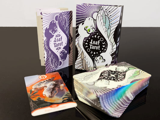 Loaf Tarot: Holographic Tarot Deck